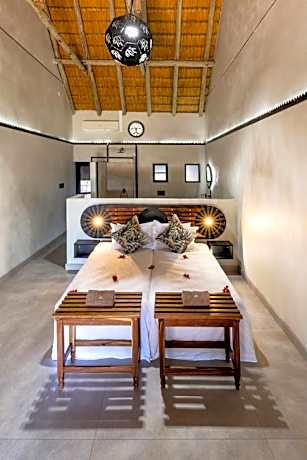 Chobe River Lodge