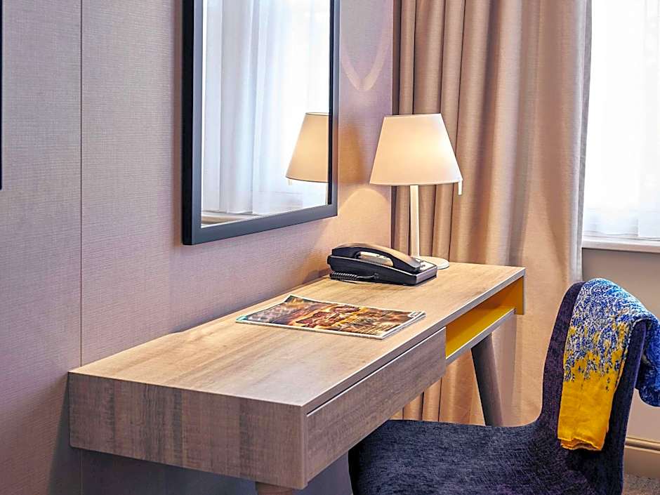 Exeter Rougemont hotel by Sunday