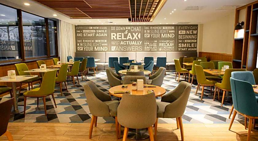 Holiday Inn Aktau - Seaside By IHG