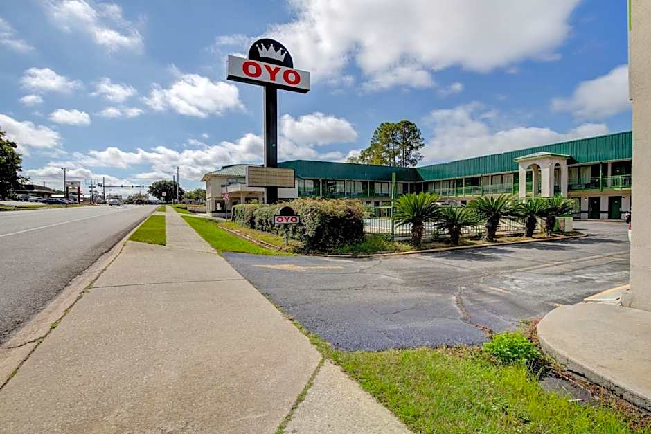 OYO Hotel Douglas GA US-441