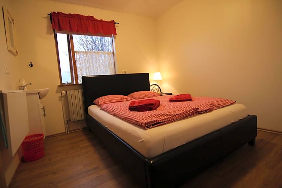 CJA Guesthouse