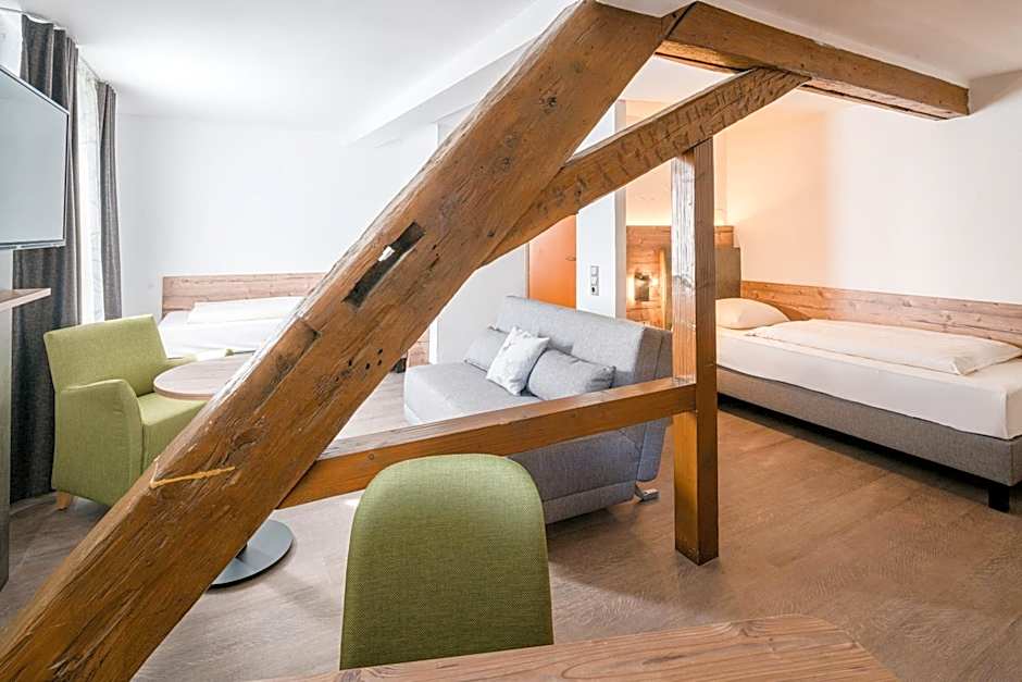 Hotel Café Adler 24h self check in