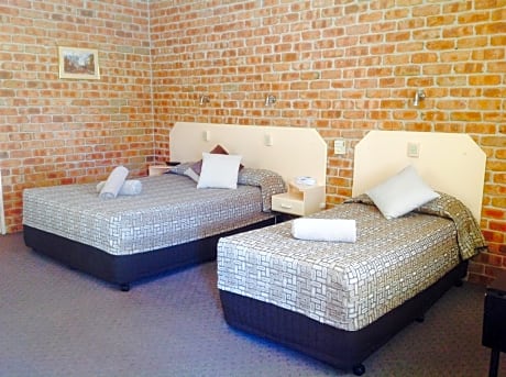 Twin Room - Disability Access