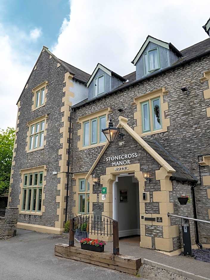 Stonecross Manor Hotel