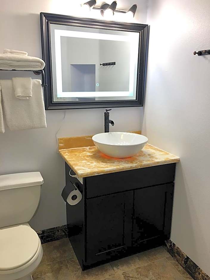 Lake View Suites