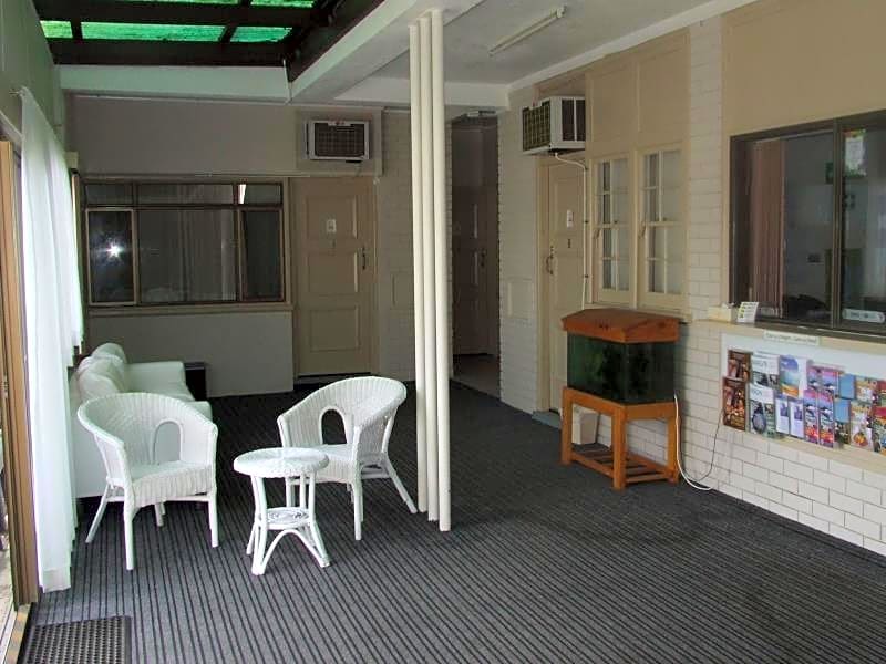 Aquarius Motel