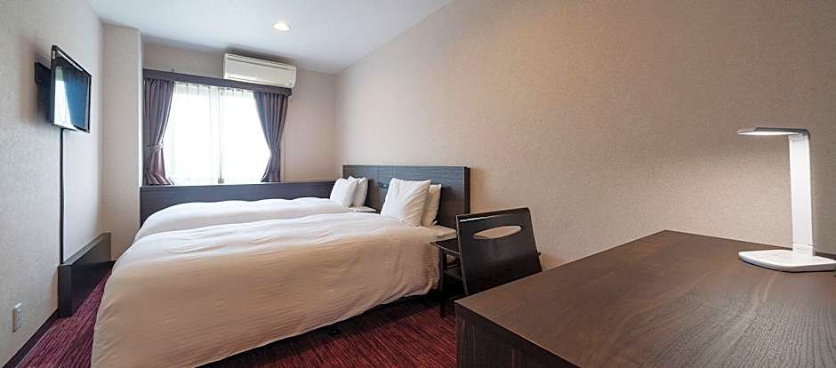 Okazaki New Grand Hotel