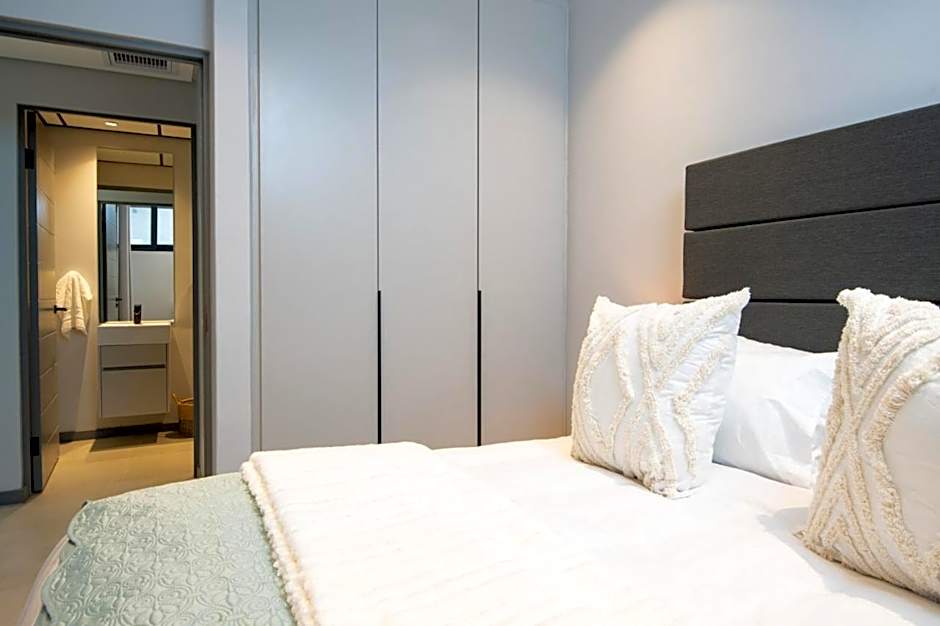 Luxury Bellagio 003 One Bed with Inverter