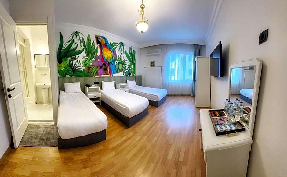 Photo 1 of 4 of Triple Room