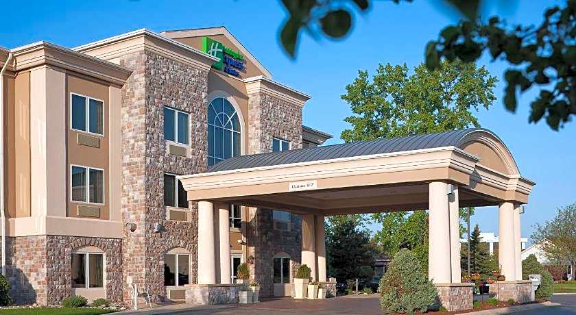 Holiday Inn Express Hotel &amp; Suites Saginaw By IHG