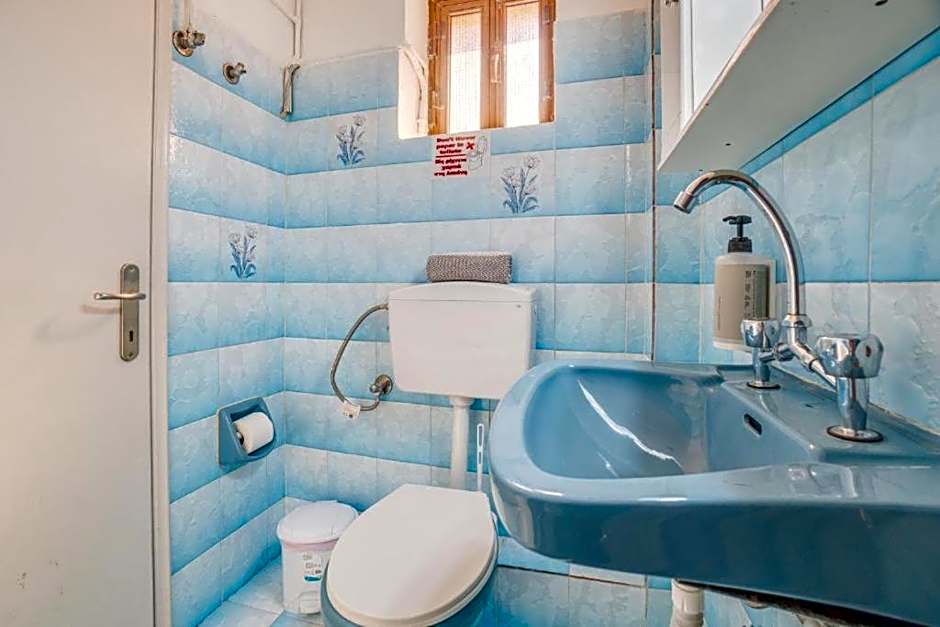 Sandy Beach Complex - Poolside Studios & Seaside Apartments