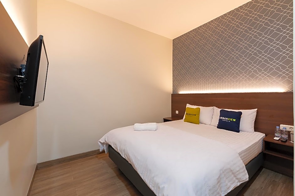 Urbanview Hotel Cengkareng Jakarta by RedDoorz