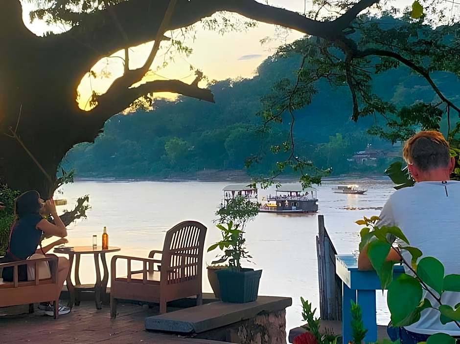 wisdom mystery hotel