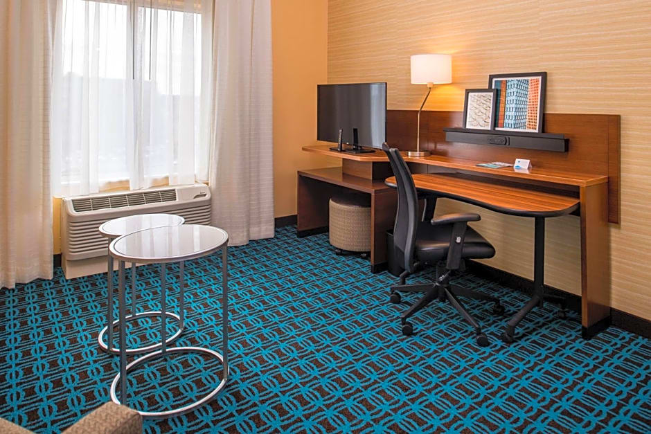 Fairfield Inn & Suites by Marriott St. Louis Westport