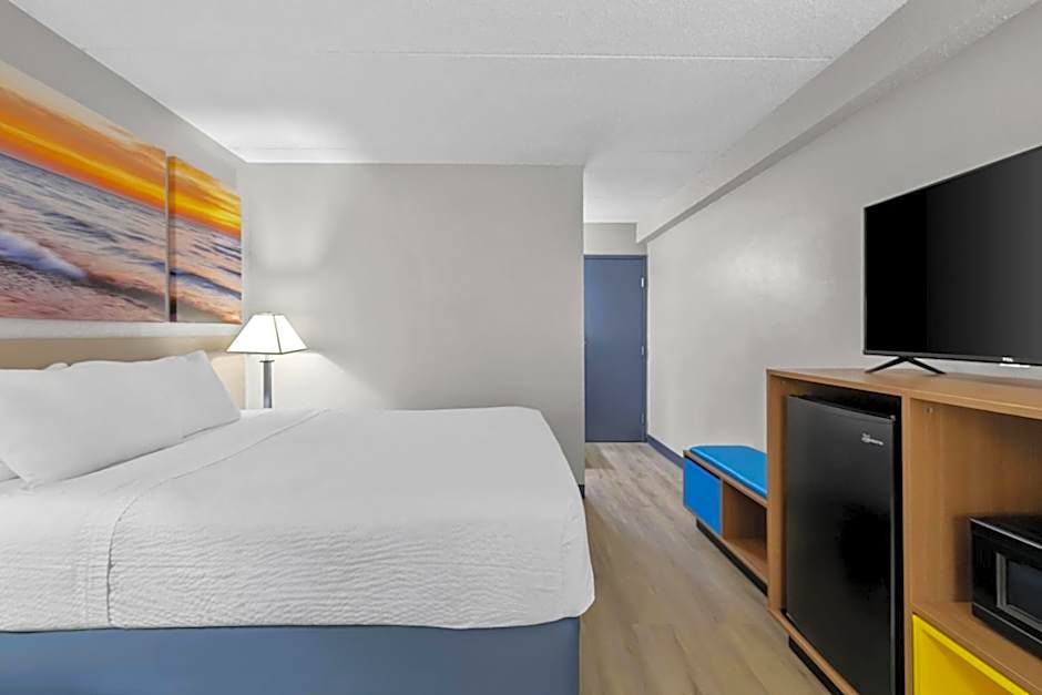 Days Inn by Wyndham Fond du Lac
