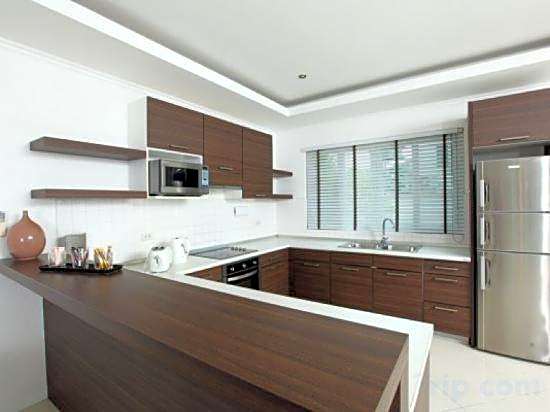 Hidden Palm Pool Villas