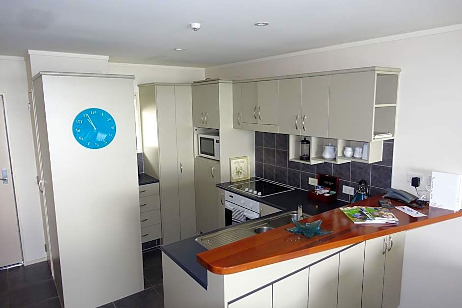 Beachpoint Apartments