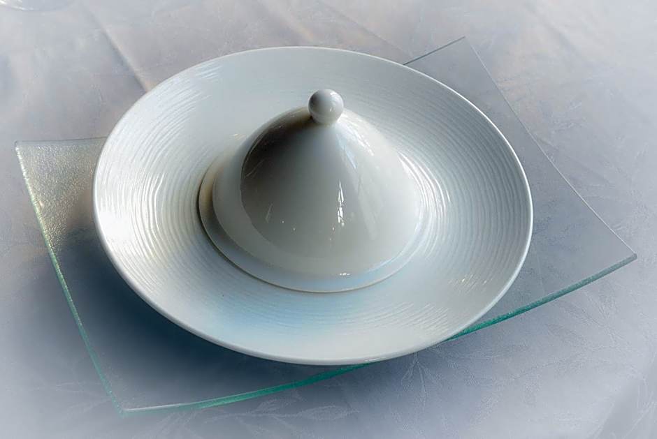 Logis Hôtel et Restaurant du Dauphin