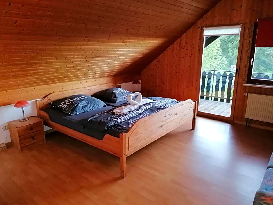 Doppelzimmer Kröver Berg