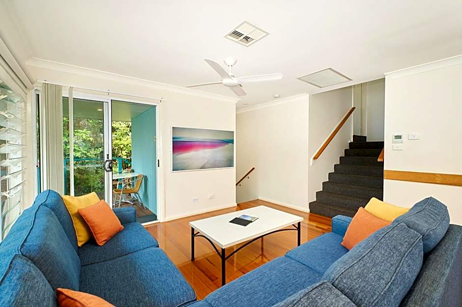 Flynns on Surf Beach Villas