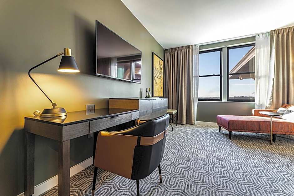 Hotel Vin, Grapevine, Autograph Collection