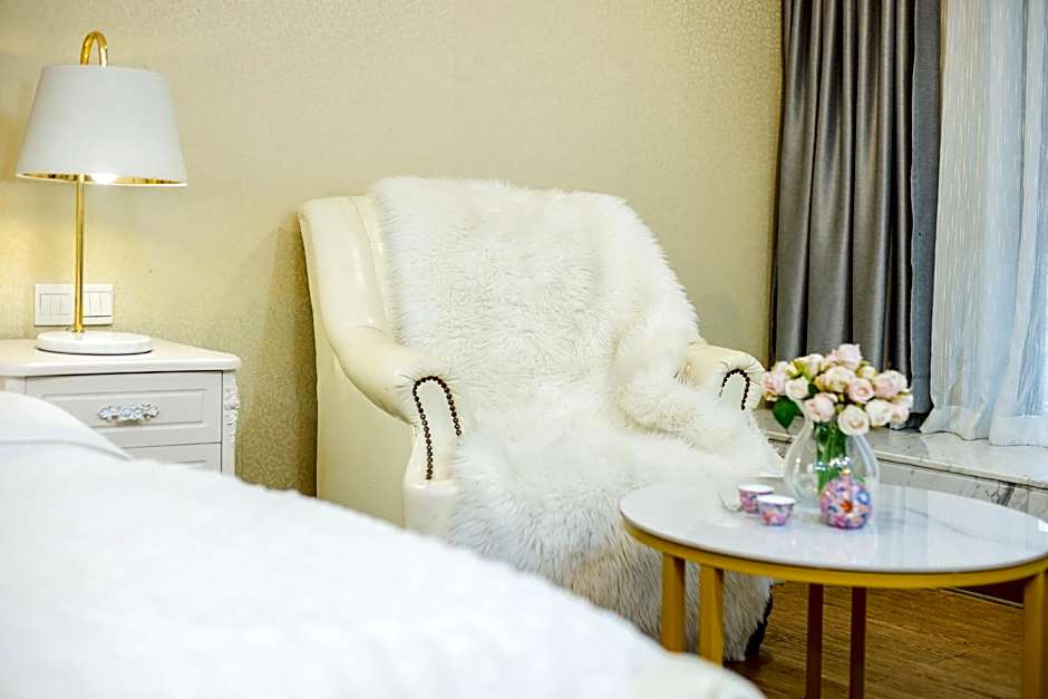 U Hotel Apartment Zhujiang New Town (Flower City Square)