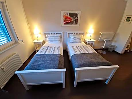 Standard Twin Room with Sofa