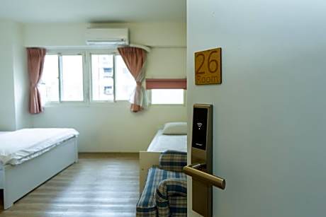 Comfort Triple Room with Shower