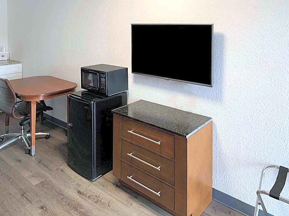 Rodeway Inn Augusta North Washington Rd.