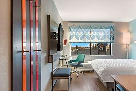 King Room - Hearing Access