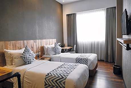 Superior Double or Twin Room with City View