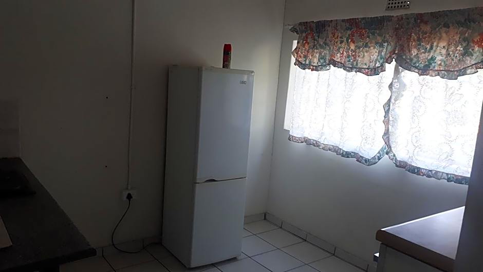 Gum Tree Lodge Backpackers