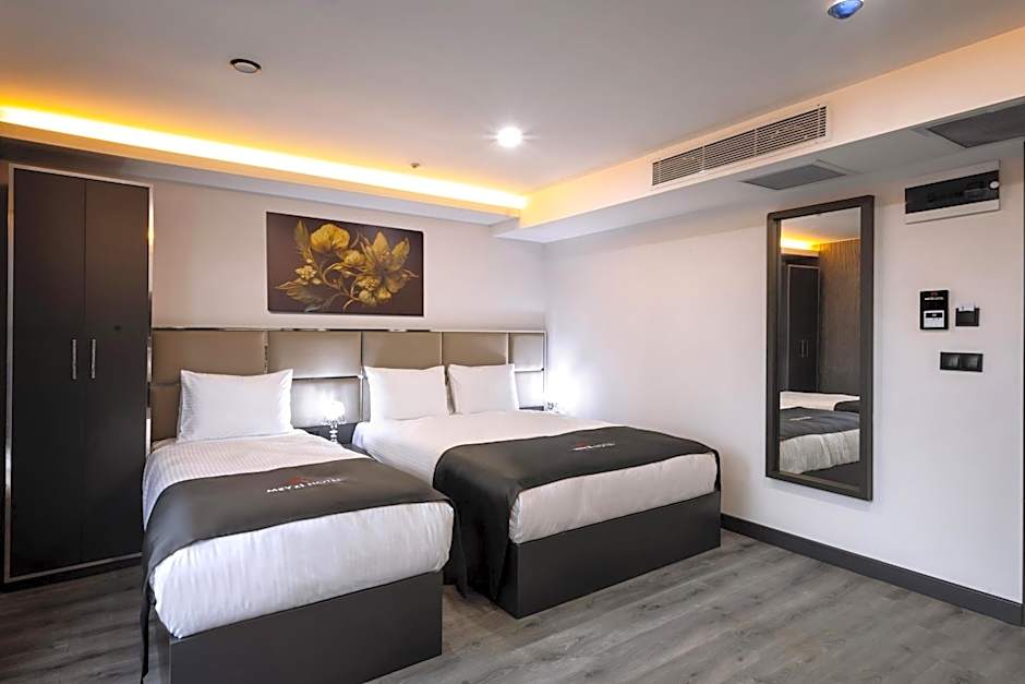Meyzi Hotel