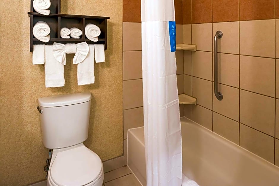 Hampton Inn By Hilton And Suites Ontario
