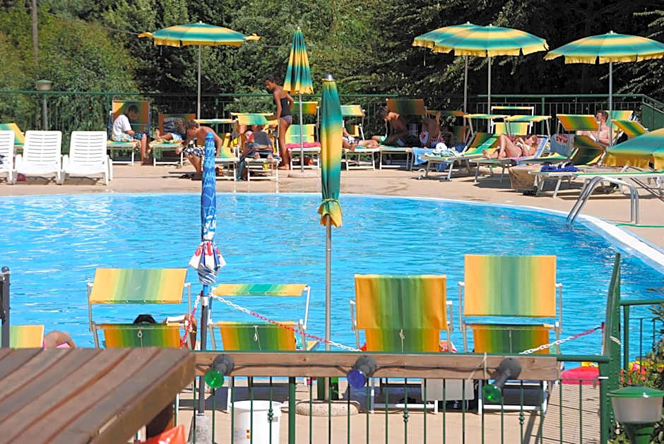 Camping Village Canapai