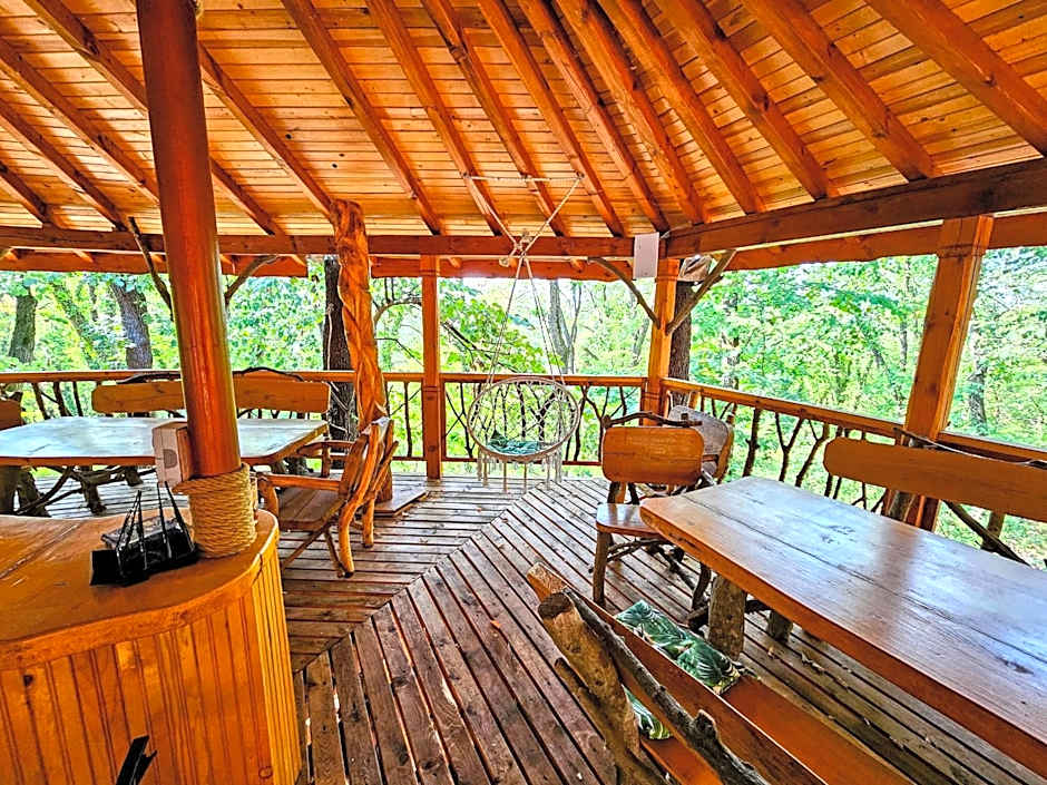 Alen Mak Forest Hotel