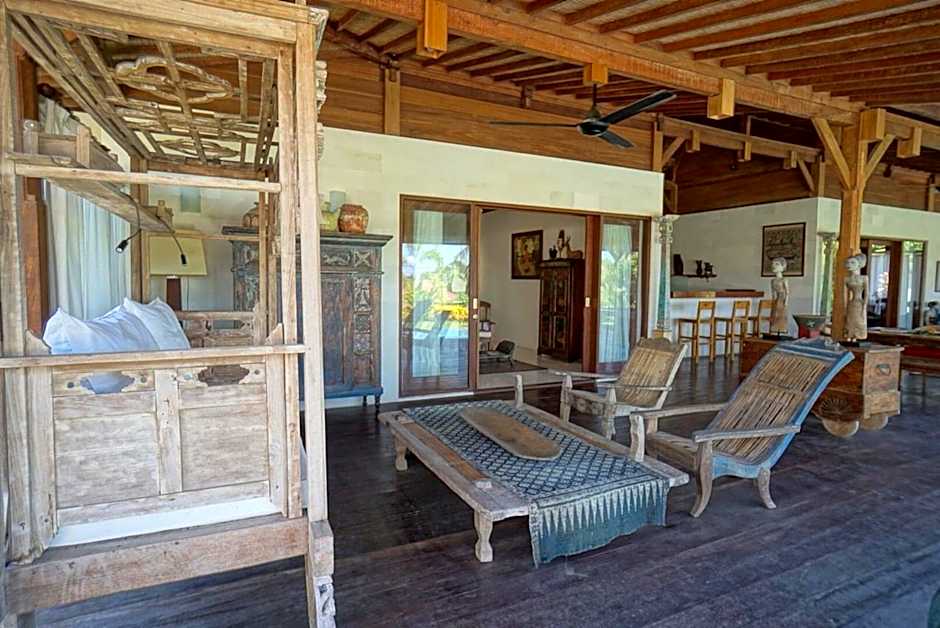 Villa Taman Kanti - 2 Bedroom private villa with swimming pool