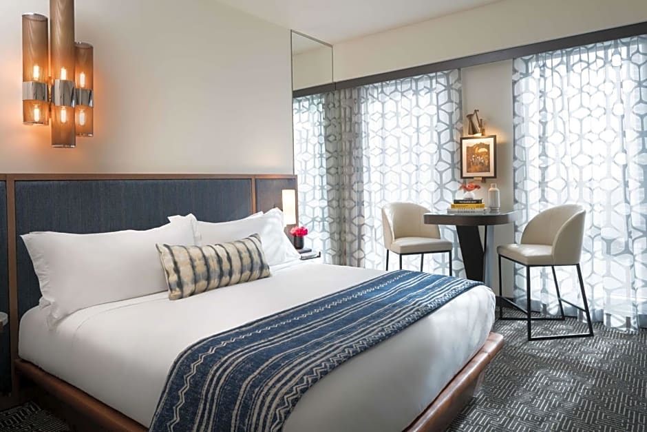 Troubadour Hotel New Orleans