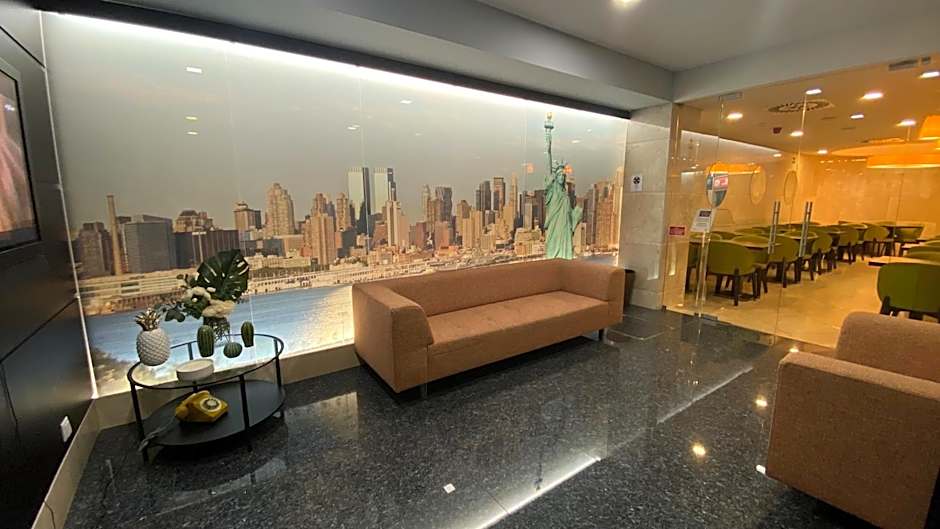 America Diamonds Hotel