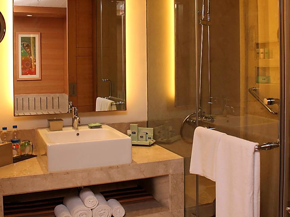 Courtyard by Marriott Gurugram Downtown