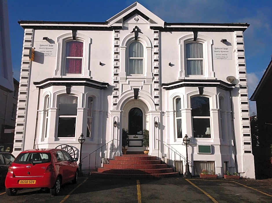 Balmoral Lodge Hotel