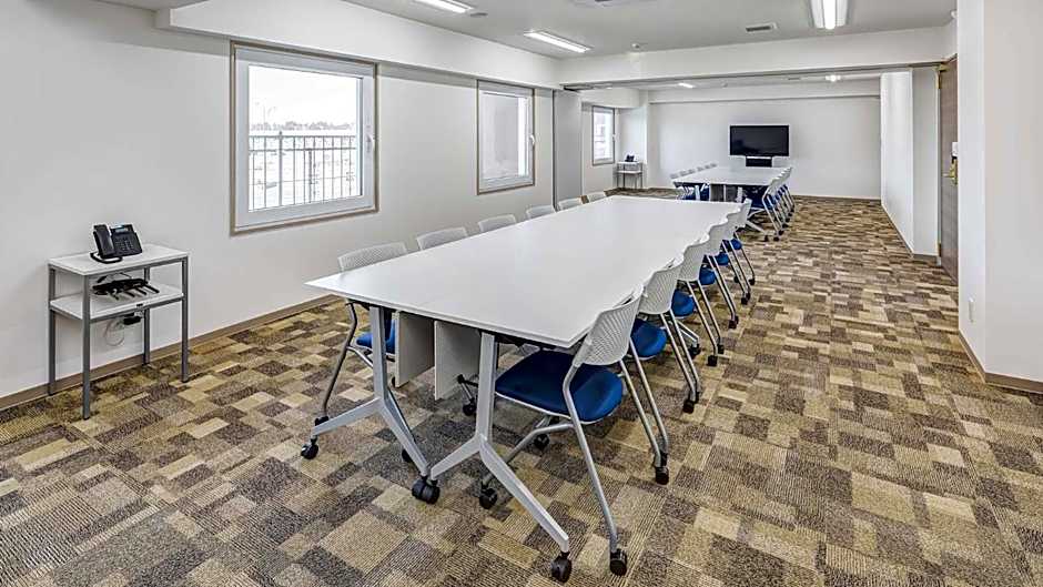 Toyoko Inn Imba Nihon-idai Ekimae