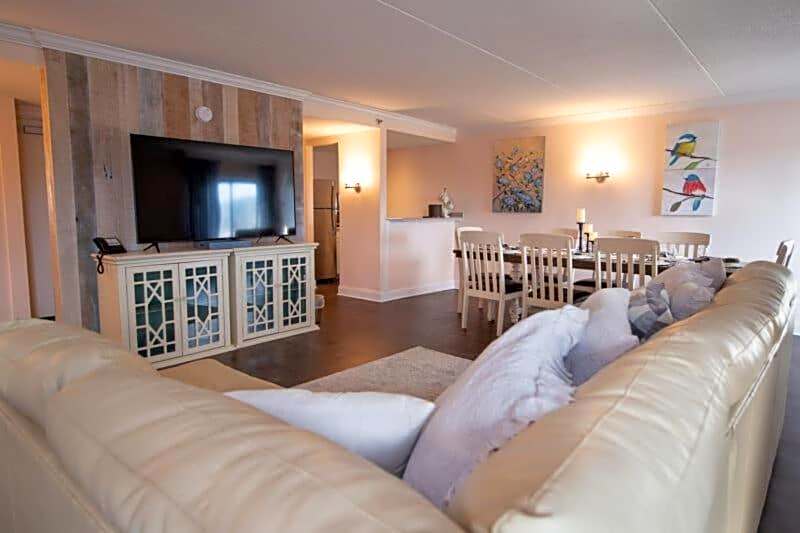 Bella Vista Hotel & Suites