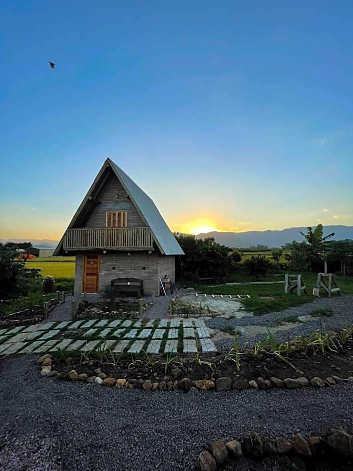 HOSPEDAGEM LA NO SITIO