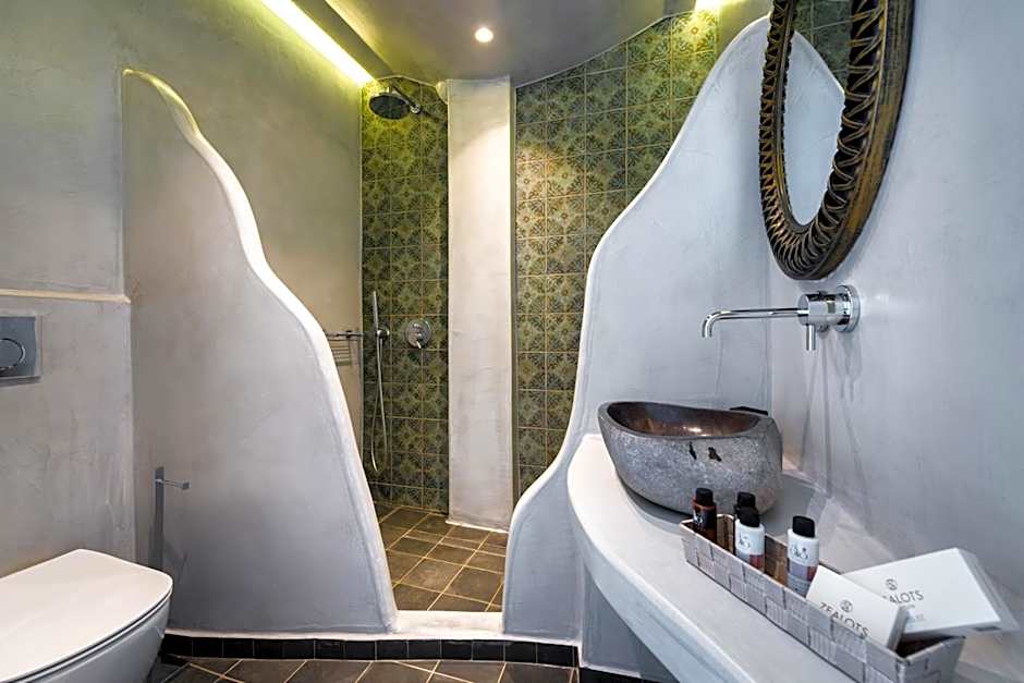 Emerald Collection Suites