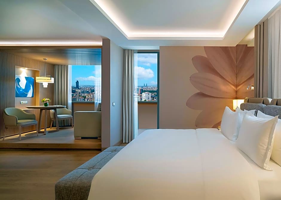 Photo 1 of 4 of Junior 1 King Bed Suite, City View