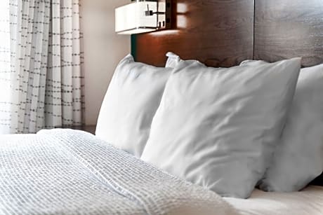 Suite, 2 Bedrooms (2 Double Beds)