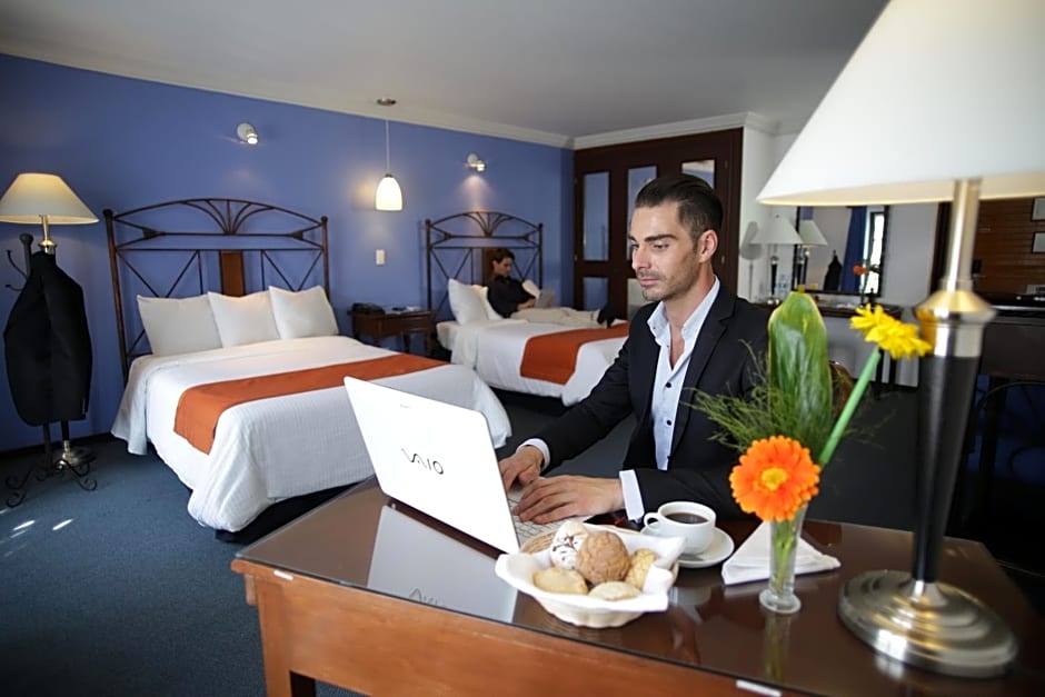 Hotel Ciros