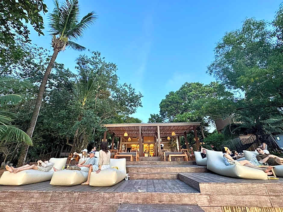 Sunny Cove Beach Resort Koh Phayam
