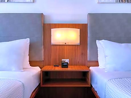 Room Accessible Two Queen Beds